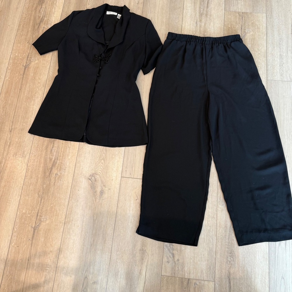 Vtg 90's Chaus Black 2 Piece Crepe Pant Suit Short Sleeve Wide Leg Womens 12 EUC